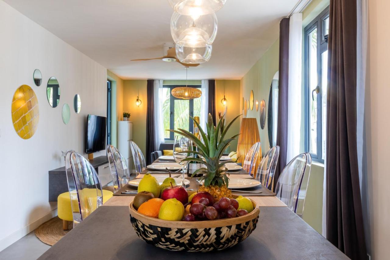 Les Cerisiers Beach Residence, Cosy And Modern 3 Bedroom Apartment Located 50 Metres From The Beach And From All Amenities And Restaurants On The Coastal Road Flic en Flac ภายนอก รูปภาพ