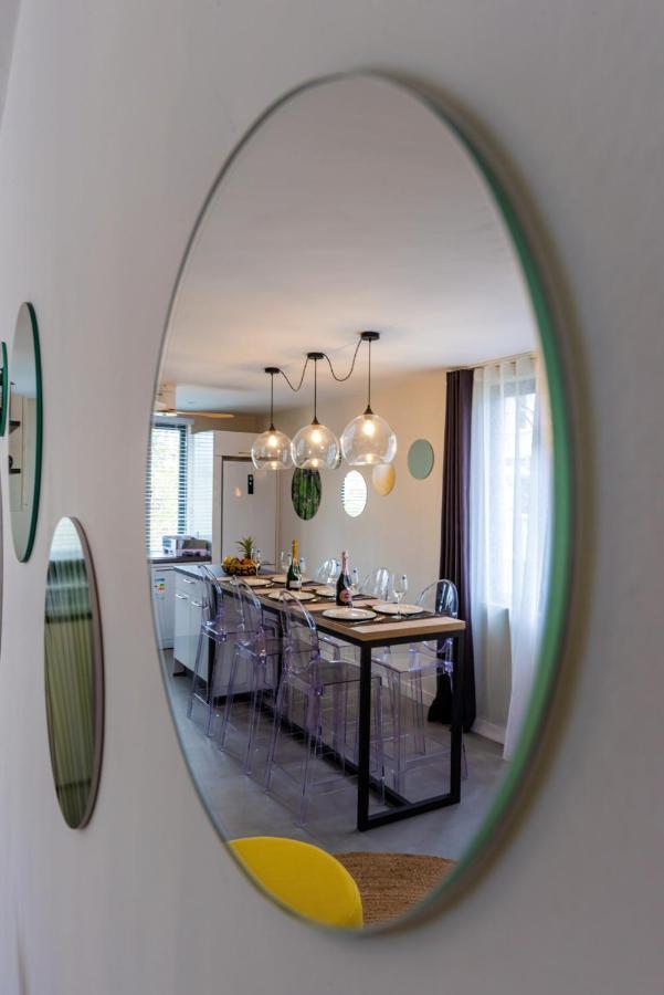 Les Cerisiers Beach Residence, Cosy And Modern 3 Bedroom Apartment Located 50 Metres From The Beach And From All Amenities And Restaurants On The Coastal Road Flic en Flac ภายนอก รูปภาพ